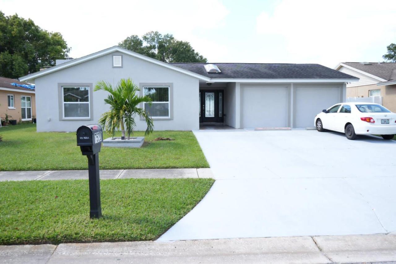 Hosting 1 Vila Tampa Exterior foto